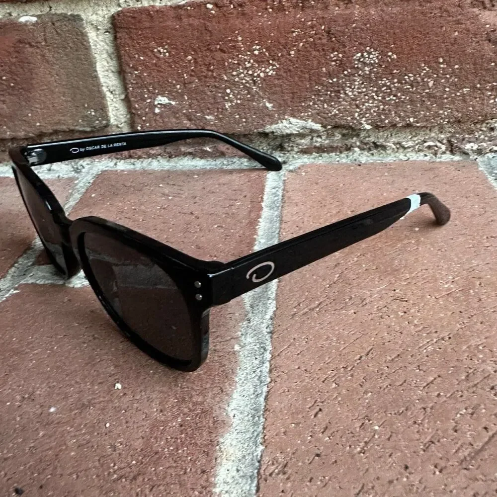 Oscar de la Renta Black Square Sunglasses Dark Tint Designer Shades NEW